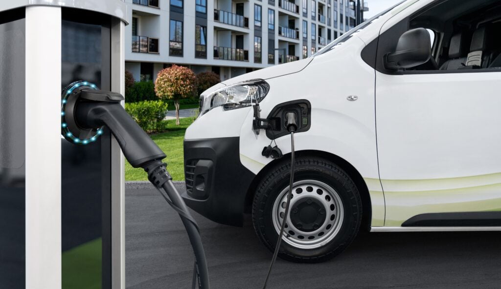 Electric van leasing, Commercial Vehicle Contracts