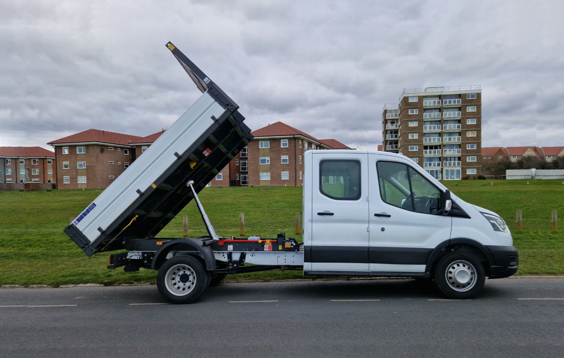 Tipper van conversion based on the Ford Transit chassis cab